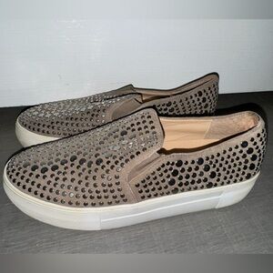 WOMENS VINCE CAMUTO KINDRA BEIGE SUEDE PEWTER STUDDED SLIPON SNEAKERS  Size 7.5
